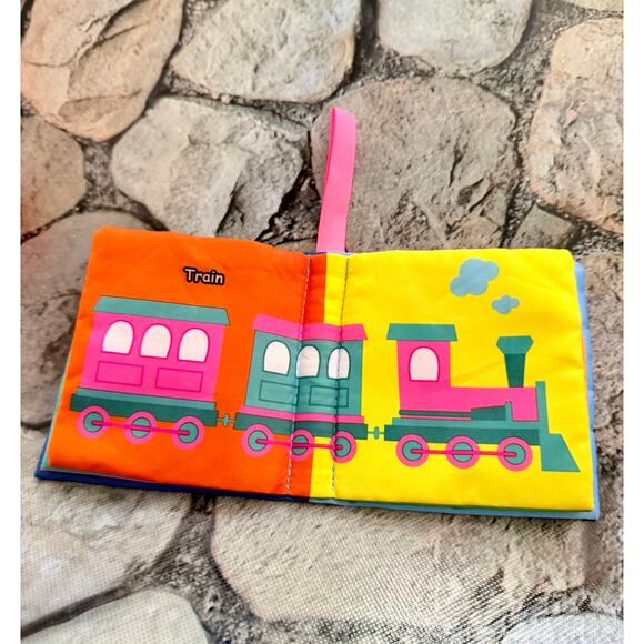 TEYTOY BABY/TODDLER SOFT ACTIVITY BOOKS - Picture 8 of 8